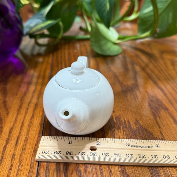 Tiny White Ceramic Teapot - Picture 6 of 7